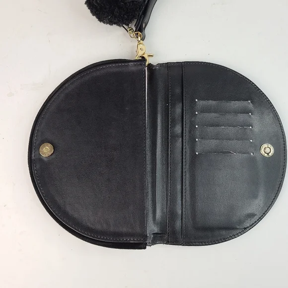 💥 3/$30 Ban.do black faux leather clutch wristlet wallet w/attached poof accent - Picture 5 of 13